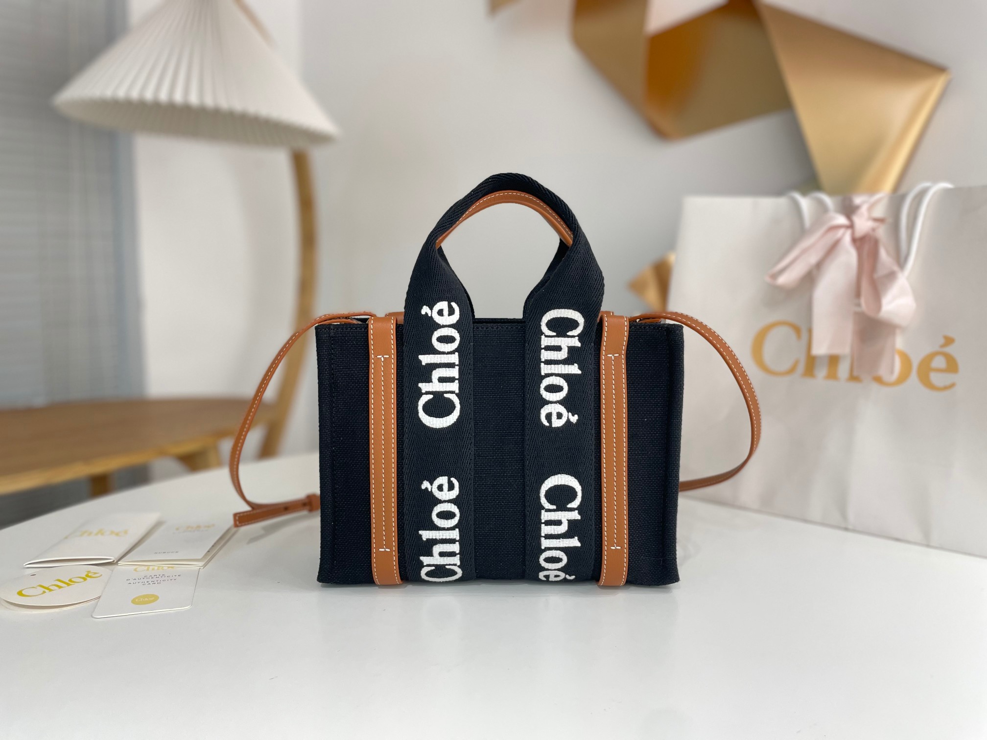 Chloe Small Woody Tote Bag In Linen